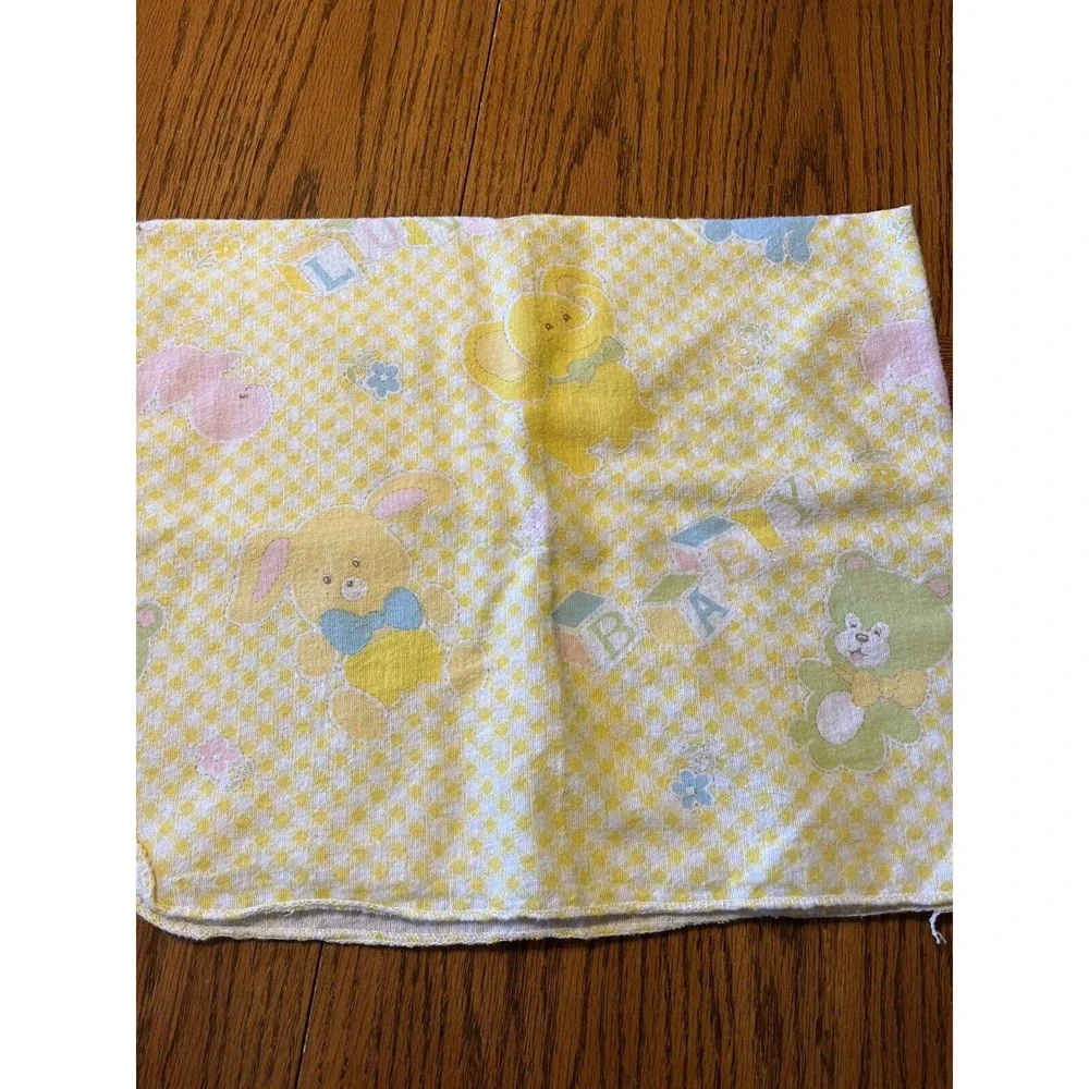 Vintage Baby Blanket Yellow Sweet Nursery Animals‎ Giraffe Duck Bear 31